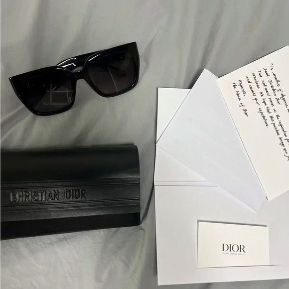 30MONTAIGNE S8U BLACK SQUARE SUNGLASSES